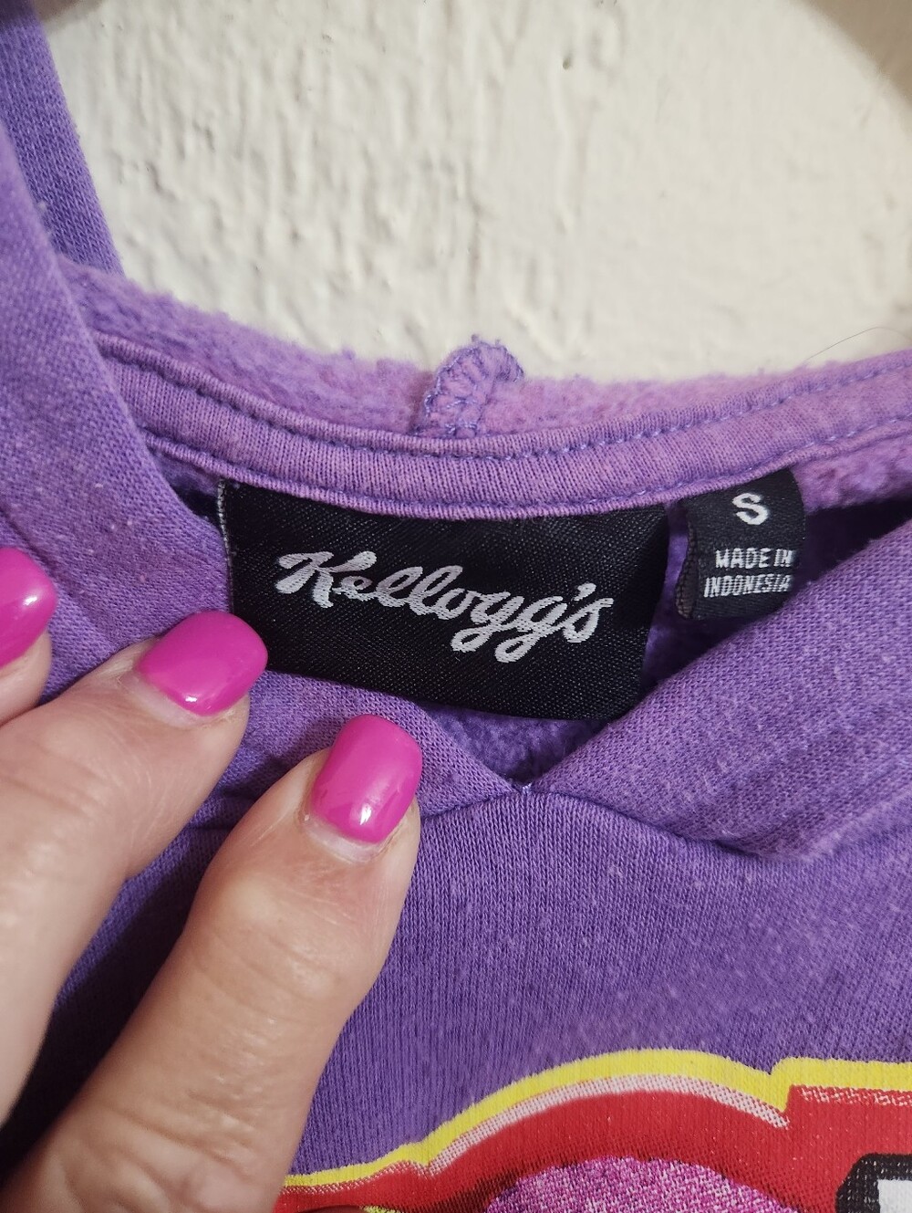 Kelloggs Fruit Loops Purple Hoodie Size Small P2p 20 EUC - Picture 3 of 7